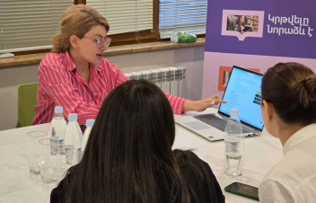 Սիրելի՛ լրագրողներ, հուսով եմ՝ «կապրիզներ» չեք անի ու կօգտվեք այս հնարավորությունից. Աննա Հակոբյան