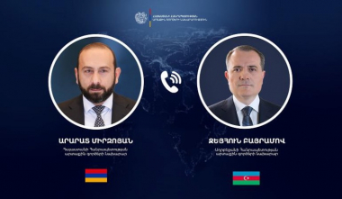 Արարատ Միրզոյանը հեռախոսազրույց է ունեցել Ադրբեջանի ԱԳ նախարարի հետ