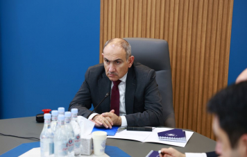 Տեղի է ունեցել «Քաղաքացիական պայմանագիր» կուսակցության վարչության նիստ. այն վարել է Նիկոլ Փաշինյանը