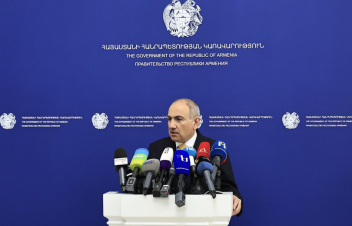 Ադրբեջանի հետ չենք քննարկում ո՛չ ԼՂ հայերի, ո՛չ էլ Բաքվի հայերի վերադարձը․ դրանք պրովոկատիվ են. Փաշինյան