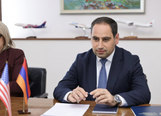 Այսօր ընդունել եմ ԱՄՆ պետքարտուղարի՝ Եվրոպական և Եվրասիական  հարցերով փոխտեղակալ Սոնաթա Քոուլթերի գլխավորած պատվիրակությանը. Դավիթ Խուդաթյան