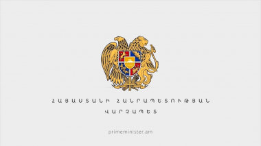 Վարչապետը պատասխանում է լրագրողների հարցերին