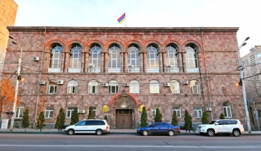 Շենգավիթի թաղապետարանի աշխատակցին հարվածներ հասցնելու և խուլիգանություն կատարելու համար 1 անձ է ձերբակալվել․ ՆԳՆ