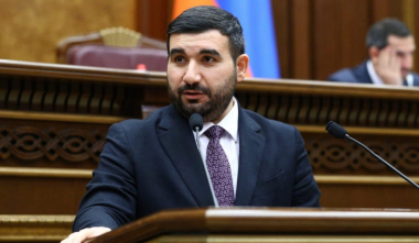 «Դուք տասնվեց հազար դրամ թոշակ տվող կուսակցություն եք» . Վահագն Ալեքսանյան