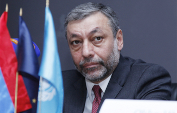 Ալեքսանդր Արզումանյանը հետ է կանչվել Լեհաստանում Հայաստանի Հանրապետության դեսպանի պաշտոնից
