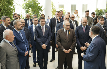 Վարչապետը ներկա է գտնվել Ակբա բանկի նոր գլխամասային գրասենյակի բացման արարողությանը