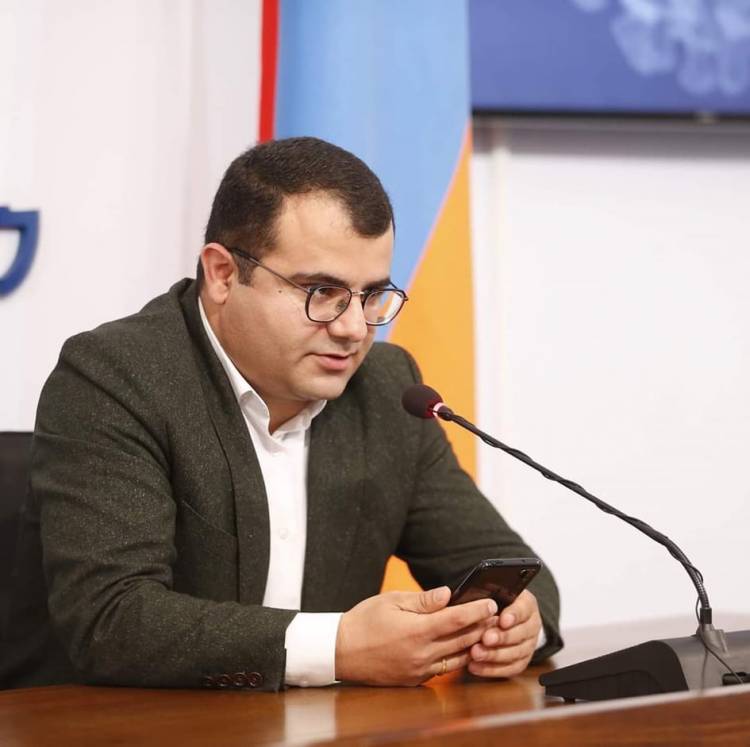 Ռեստորանային հրավառությունները լուրջ պրոբլեմ են քաղաքի համար. Հակոբ Կարապետյանը՝ համալիրի մոտակայքի հրդեհի մասին