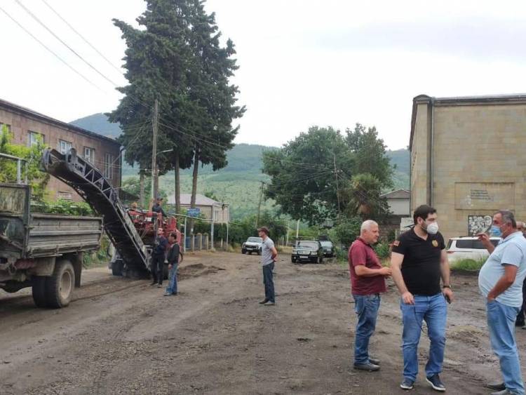 40 տարվա ընդմիջումից հետո, Բերդավանում ասֆալտապատման աշխատանքների եռուզեռ է