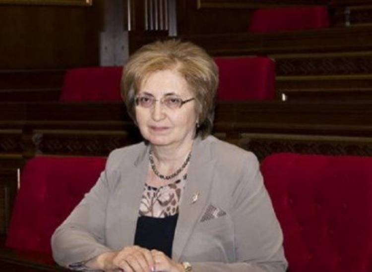 ՍԴ դատավոր Ալվինա Գյուլումյանը չի ստորագրել լիազորությունների դադարեցման մասին արձանագրություն