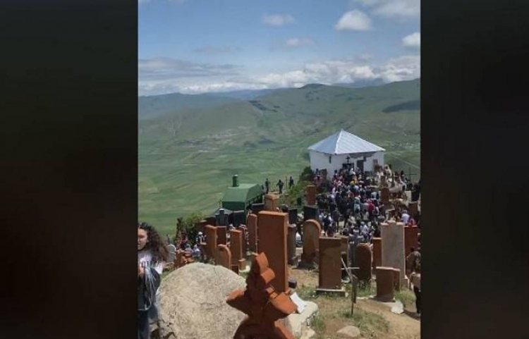 Ղալթախչիի Սուրբ Հովհաննես մատուռի մոտ մարդկանց բազմություն հավաքվելու կապակցությամբ նշանակվել է ծառայողական քննություն