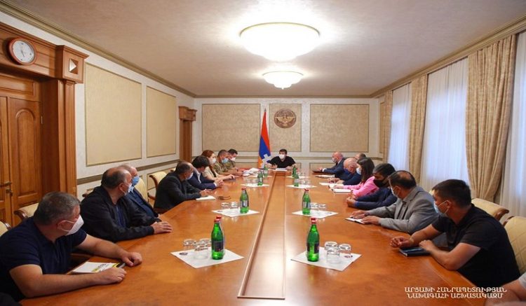 Արցախում քննարկվել են ապաստարանների կառուցմանն առնչվող հարցեր