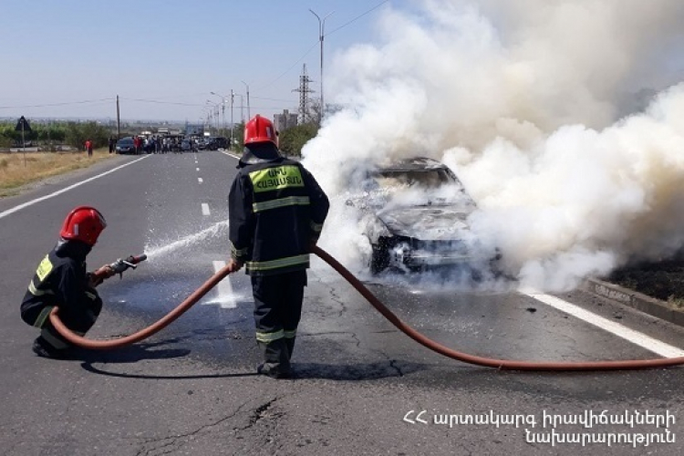 Արմավիր-Մեծամոր ավտոճանապարհին «Opel B» մակնիշի ավտոմեքենա է հրդեհվել