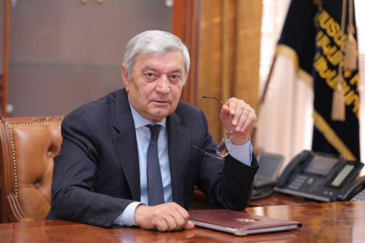 Ինչ անել «օդային տագնապ» ազդանշանի ժամանակ. Ֆելիքս Ցոլակյանը ներկայացնում է