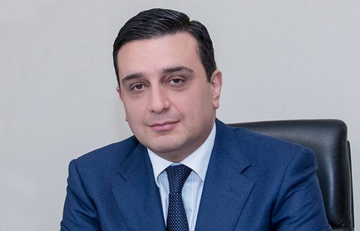 2 տարեկան Արծվիկի այս սաստող ու խոսուն հայացքը ուղղված է Աշխարհին․ Արմեն Մուրադյան