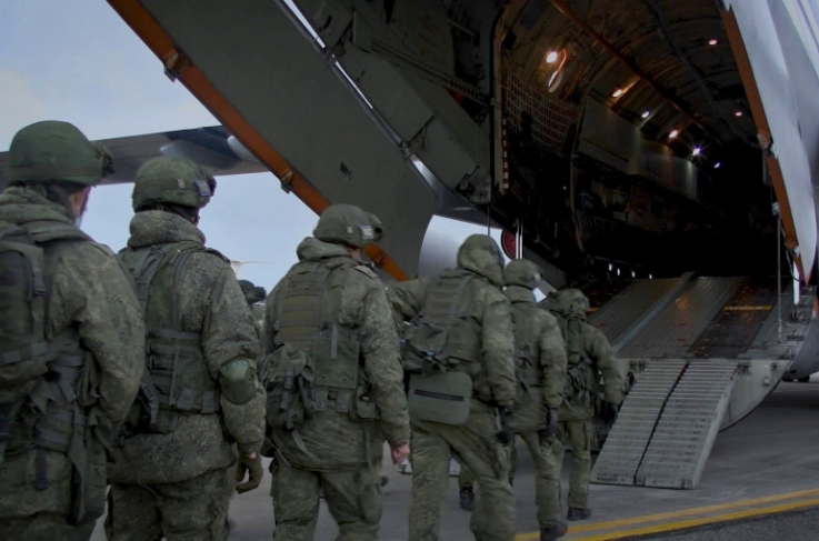 Ռուս խաղաղապահներով առաջին ինքնաթիռը վայէջք է կատարել Հայաստանում. ՌԴ-ն հայտնել է առնվազն 22 ինքնաթիռ ԼՂ ուղարկելու մասին