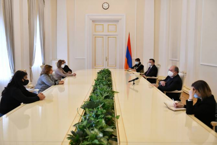ՀՀ նախագահն ընդունել է հադրութցիների խմբին