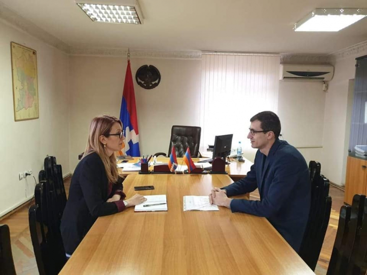 Մեսրոպ Առաքելյանը հանդիպել է Մանե Թանդիլյանի հետ