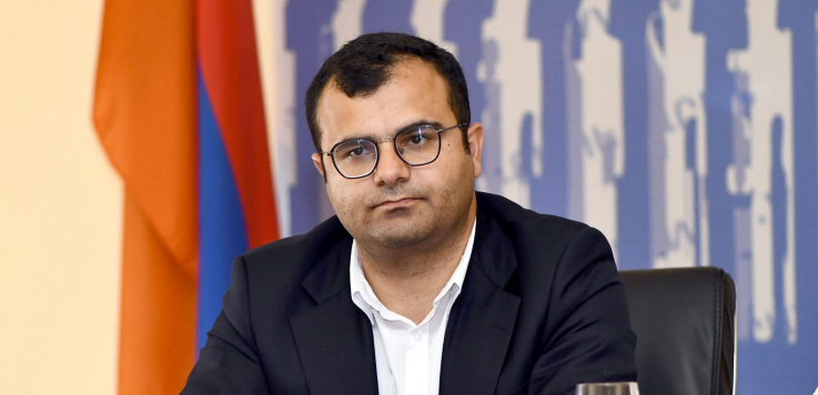Երեւանի քաղաքապետը, հաշվի առնելով համավարակի եւ պատերազմի հարուցած իրավիճակը, այս տարվա սեպտեմբերից նպատակահարմար չի համարում կիրառել պարգեւավճարներ