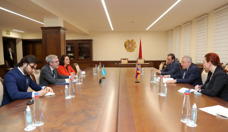 Պաշտպանության նախարարը Շվեդիայի դեսպանի հետ հանդիպմանը շեշտադրել է ռազմագերիների վերադարձի խնդիրը