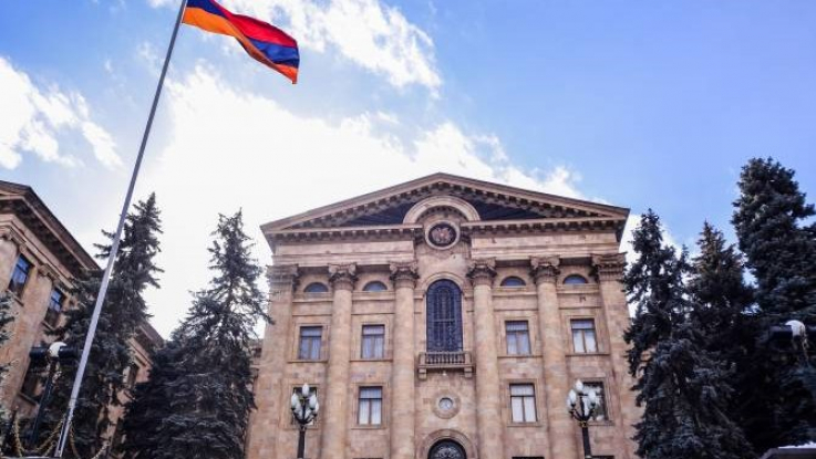 ԱԺ ընդդիմադիր երկու խմբակցությունները նախաձեռնում են արտահերթ նիստ