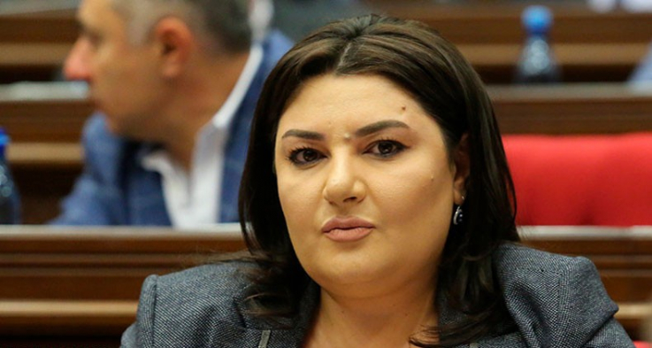 Սոխը, կարտոֆիլը եւ Իվետան