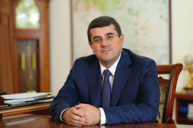 Հարկ է նոր ծրագրեր մշակել Արցախի տնտեսության վերակազմակերպման ուղղությամբ. Արայիկ Հարությունյան