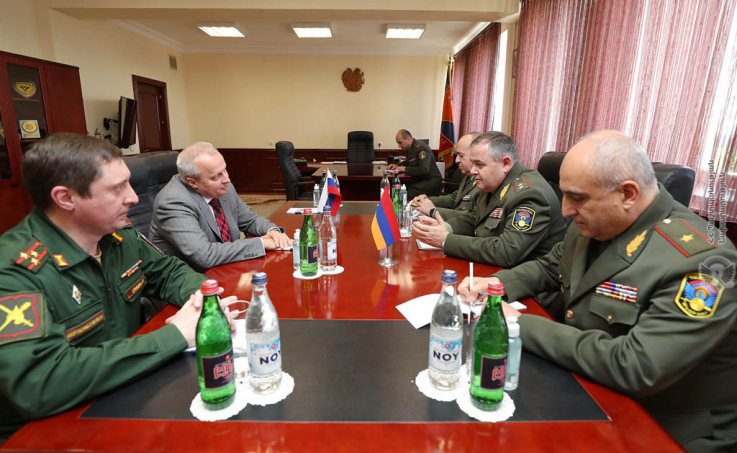 ՀՀ ԶՈՒ Գլխավոր շտաբի պետն ընդունել է ՌԴ դեսպանին