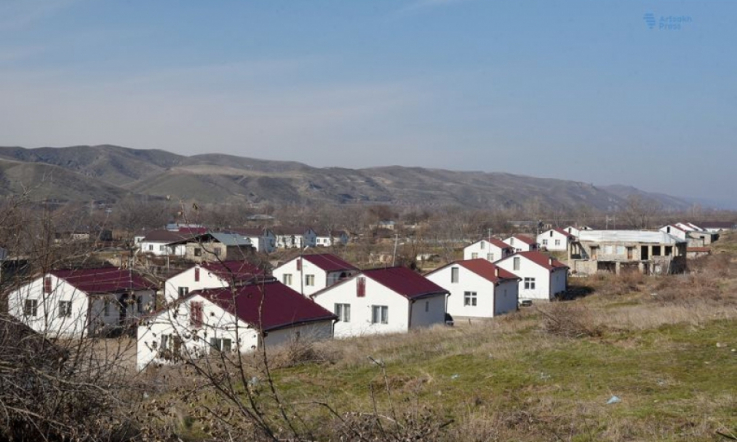54 ընտանիք տեղափոխվել է Արցախ վերաբնակեցման