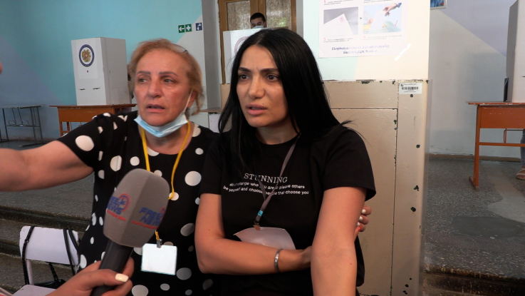 «Տարե՛ք էս ադրբեջանցիներին ստեղից»․ «Հայաստան» դաշինքի վստահված անձինք՝ լրագրողին