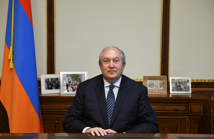 Նախագահը շարունակում է շնորհավորական ուղերձներ ստանալ տարբեր երկրների և միջազգային կազմակերպությունների ղեկավարներից