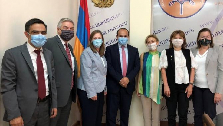 Լին Թրեյսին անդրադարձել է ԼՂ-ում հակամարտության հետևանքով տեղահանված ընտանիքներին աջակցելու ԱՄՆ ջանքերին