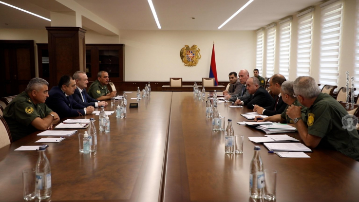 «Մարզական վաշտի զինծառայողները պարտադիր պետք է հասնեն մարզական հաջողությունների». ՀՀ պաշտպանության նախարար