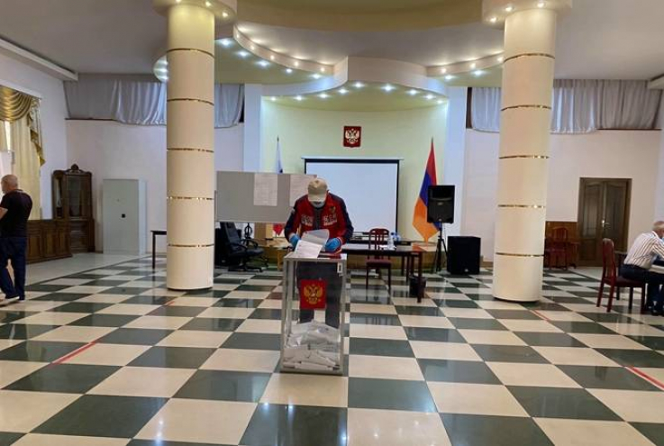 Գյումրիում ՌԴ գլխավոր հյուպատոսության տարածքում ընթանում են Դաշնային ժողովի Պետդումայի ընտրությունները