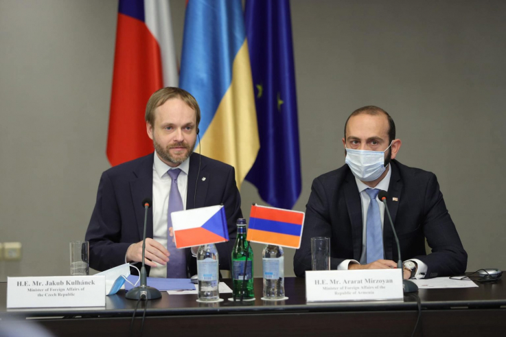 ՀՀ և Չեխիայի ԱԳ նախարարները մասնակցել են Բիզնես ֆորումի պաշտոնական բացման արարողությանը
