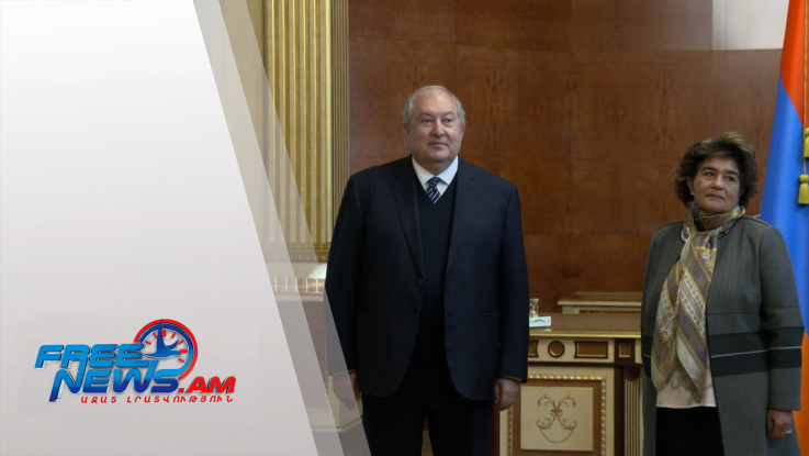 Արմեն Սարգսյանը պետական բարձր պարգև է հանձնել «Հրայր և Աննա Հովնանյան» հիմնադրամի նախագահ Էդել Հովնանյանին