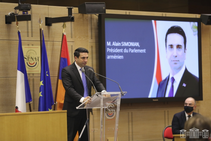 ՀՀ ԱԺ նախագահը Ֆրանսիայում մասնակցել է «Հայաստանը մեկ տարի անց» խորագրով համաժողովին