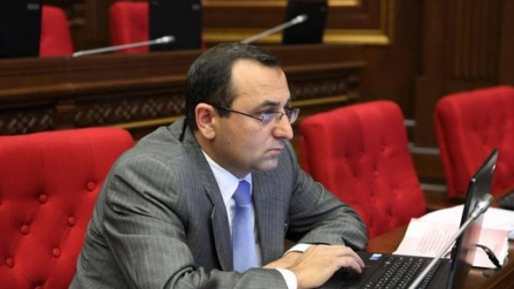 Ընդդիմությունն առաջարկում է սահմանազատման և սահմանագծման հարցերով արտահերթ նիստ հրավիրել