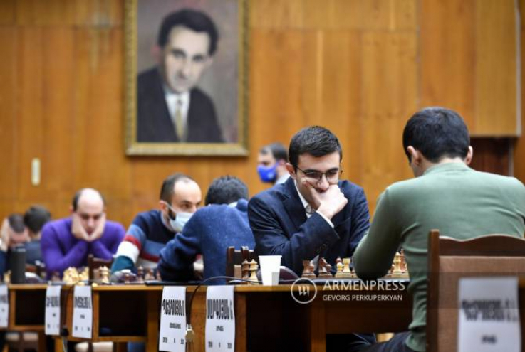 Շախմատի տղամարդկանց առաջնության առաջատարը Մանուէլ Պետրոսյանն է