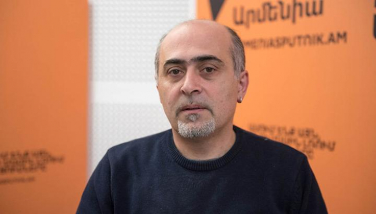 Ո՞նց անենք, որ թղթավարությունը պակասի, գործը շատանա։ Արեւն էլ շողա. Սամվել Մարտիրոսյան