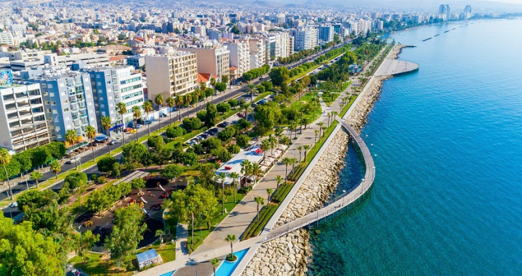Կիպրոսը մեղմացնում է օտարերկրյա զբոսաշրջիկների համար մուտքի կանոնները
