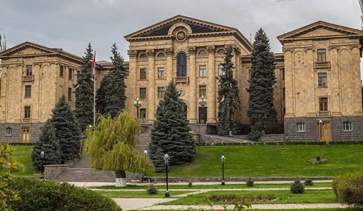 Մարդու իրավունքների պաշտպանության եւ հանրային հարցերի հանձնաժողովն արտահերթ նիստը. ՈՒՂԻՂ
