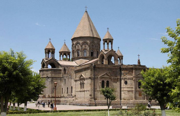 Մայր Աթոռը պաշտոնապես հաստատում է հոգևորականների մասնակցությունն ընդդիմության այսօրվա հանրահավաքին