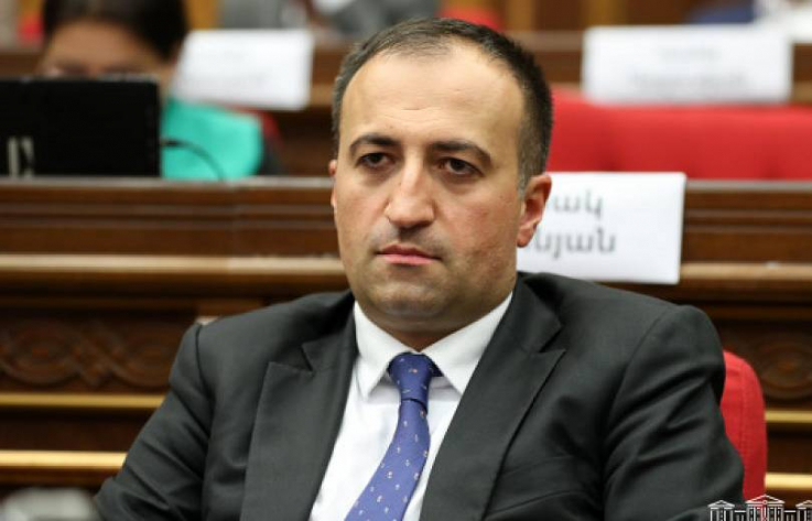 Այս անգամ նույնիսկ հուզիչ էլ չի լինի տղաներ և աղջիկներ. Արսեն Թորոսյանը՝ ընդդիմության հավաքի կազմակերպիչներին