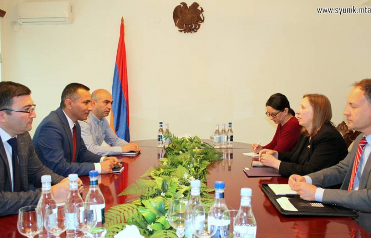 ԱՄՆ դեսպանատունը շարունակում է աջակցությունը. դեսպան Լին Թրեյսիին այցելել է Սյունիք