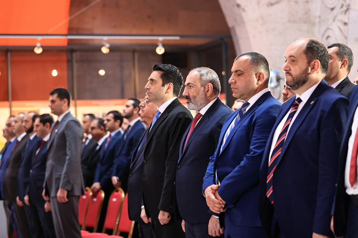 Վարչապետը Սարդարապատի հուշահամալիր, Հայոց ազգագրության թանգարանում ներկա է գտնվել պետական պարգևների հանձնման արարողությանը (լուսանկարներ)