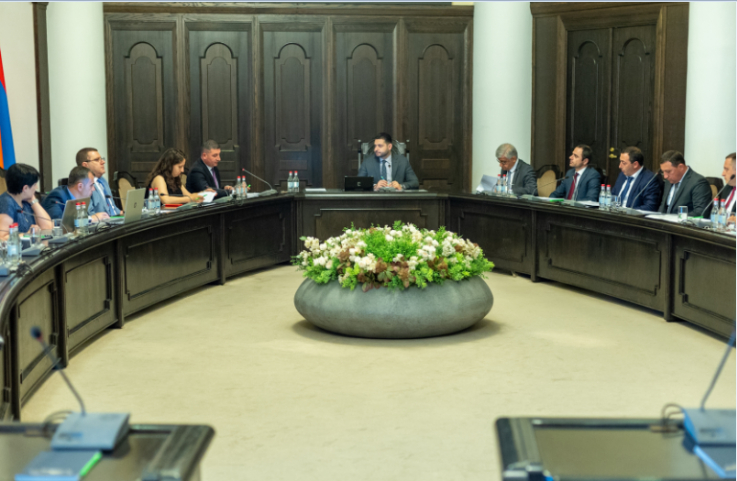 Փոխվարչապետ Մաթևոսյանի գլխավորությամբ քննարկվել են Հայաստանի տասը մարզերի 37 համայնքներից ստացված սուբվենցիայի ծրագրային 91 հայտերը