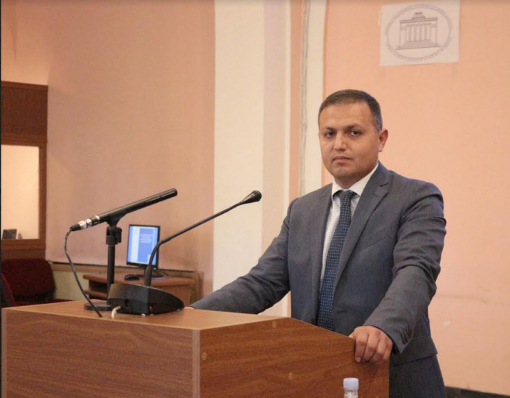 ՀՀ ԳԱԱ Տնտեսագիտության ինստիտուտի տնօրենի պաշտոնում ընտրվեց Դավիթ Հարությունյանը