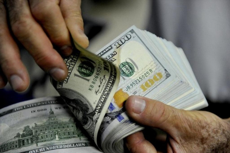 Դոլարի փոխարժեքը կրկին նվազել է