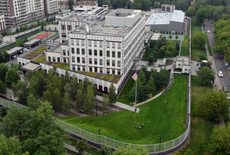 Կիևում որոշ դեսպանատներ իրենց անձնակազմը տեղավորել են ռմբապաստարաններին ավելի մոտ