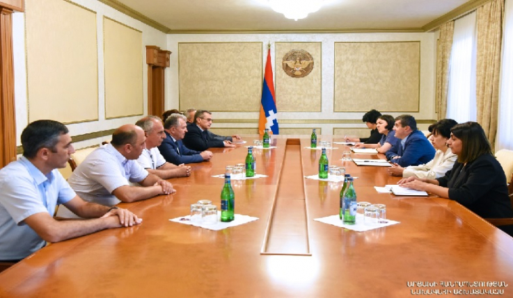 Արայիկ Հարությունյանն ընդունել է Հայաստանի Հանրապետության գիտությունների ազգային ակադեմիայի պատվիրակությանը